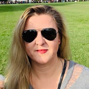 Meet your Posher, Anamaria